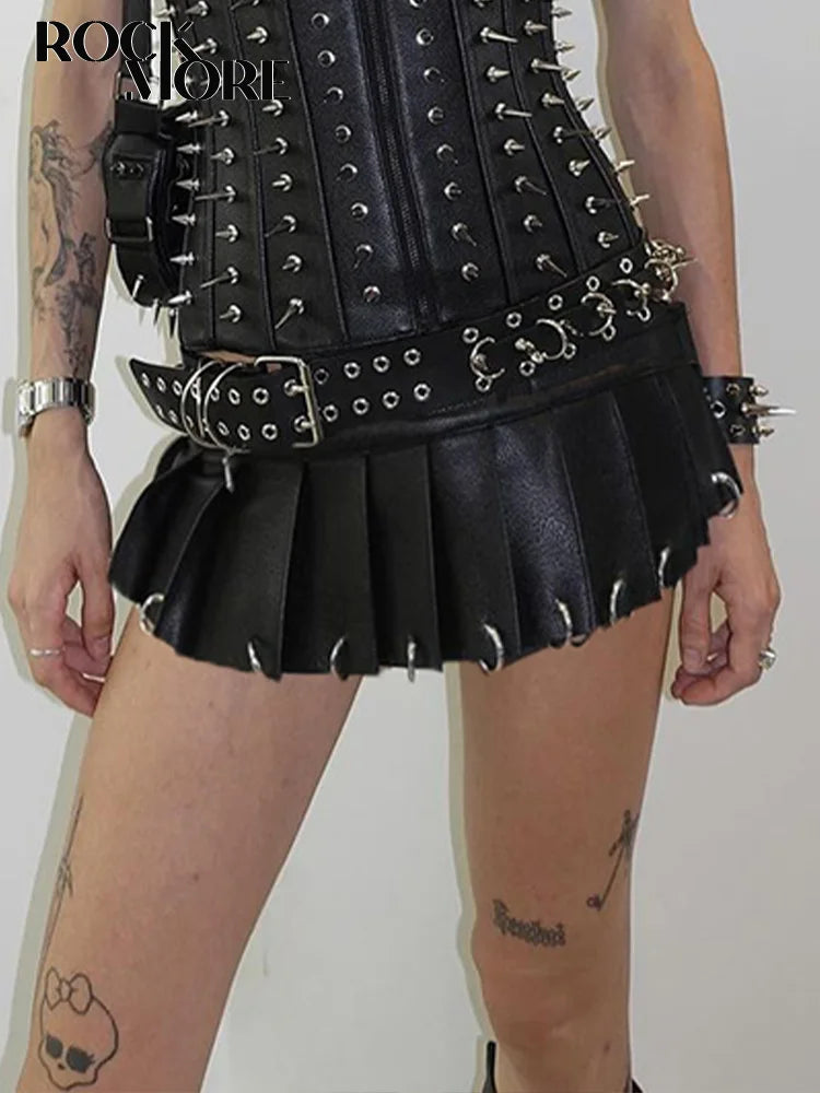 Black Metal Ring Buckle Pleated Leather Skirt