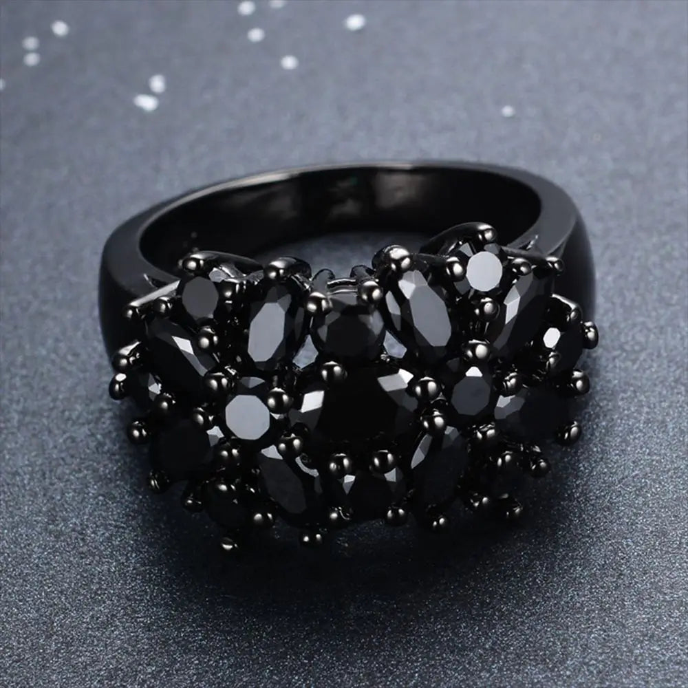 Black Stone Inlaid Fashion Rings